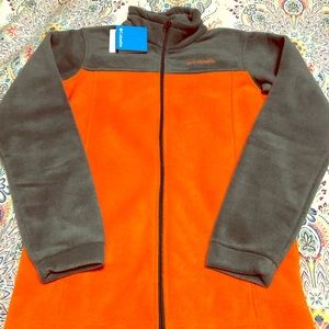 Columbia fleece sweater. New!